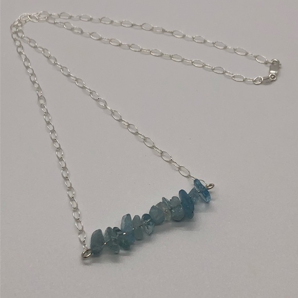 🎁Beautiful Aquamarine & Sterling Silver Necklace - Picture 4 of 8